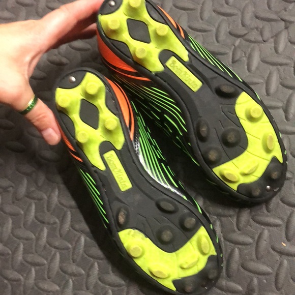 Green orange and black cleats size 36 bomkinta Lace up euc - Picture 3 of 8